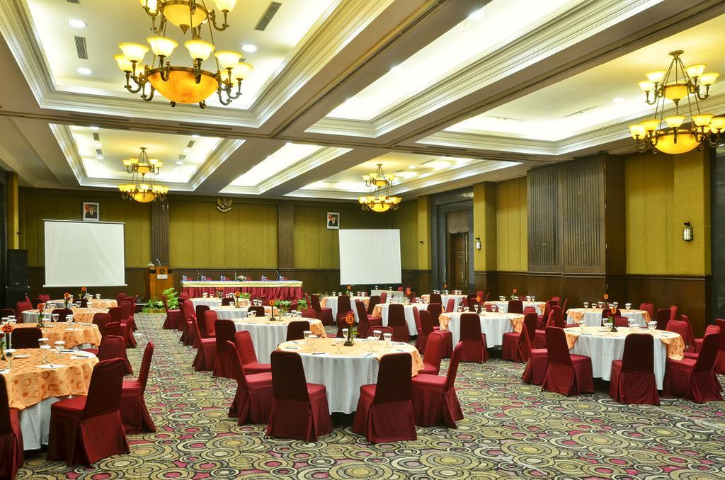 Semesta Heritage Hotel & Convention Семаранг Екстер'єр фото
